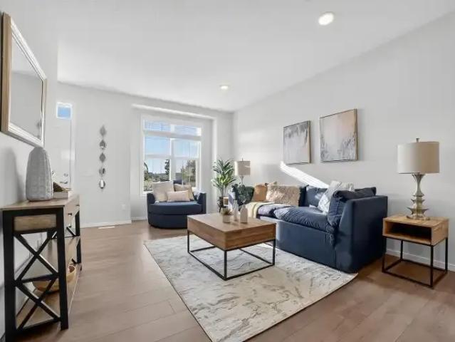 Apartment for rent in Wedgewood, Alberta
