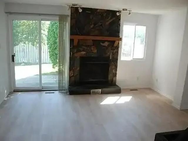 Apartment for rent in Wedgewood, Alberta