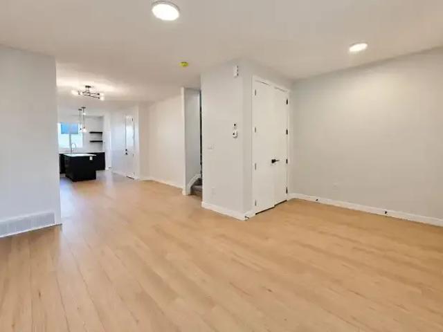 Apartment for rent in Allendale, Edmonton