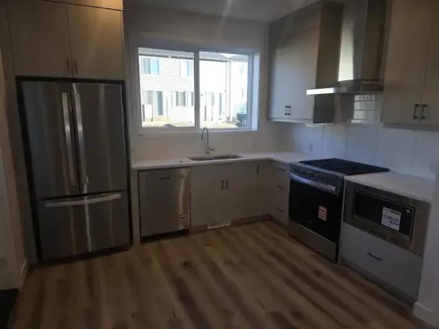 Apartment for rent in Wedgewood, Alberta