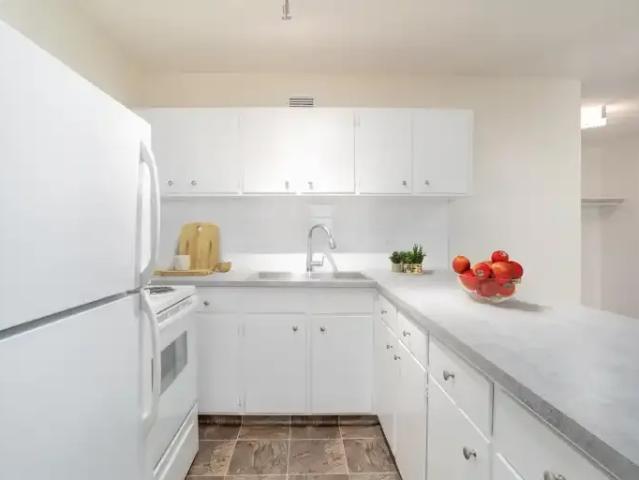 Apartment for rent in Wedgewood, Alberta