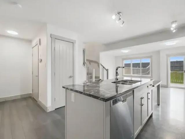 Apartment for rent in Wedgewood, Alberta