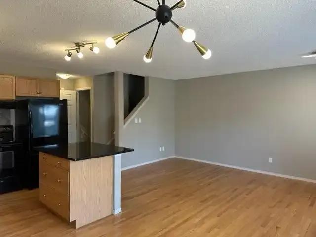 Apartment for rent in Oak Hills, Edmonton