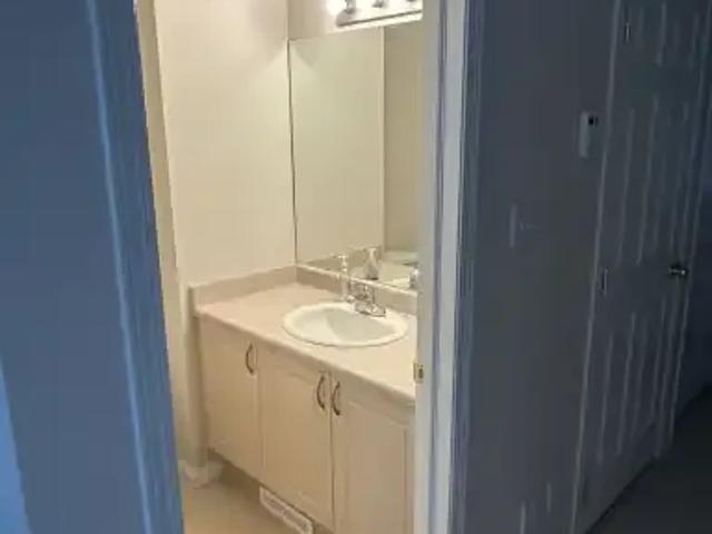 Apartment for rent in Blackmud, Edmonton