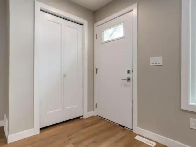 Apartment for rent in Wedgewood, Alberta