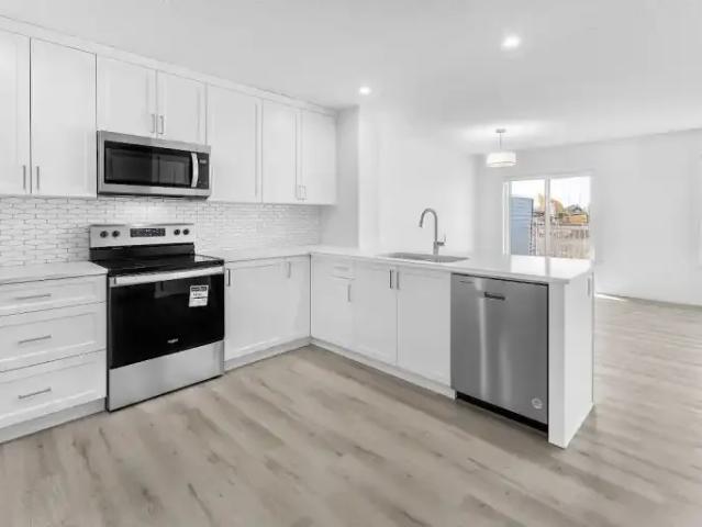 Apartment for rent in Wedgewood, Alberta