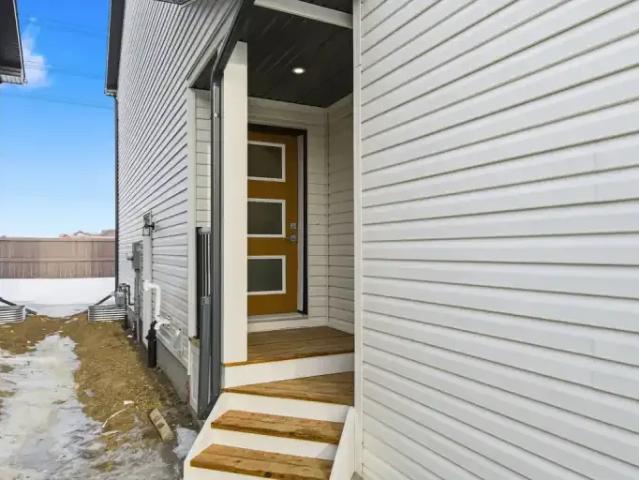 Apartment for rent in Wedgewood, Alberta