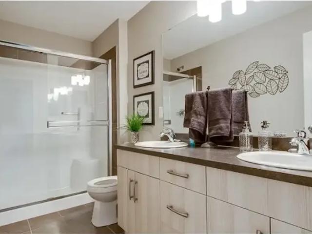 Apartment for rent in Wedgewood, Alberta