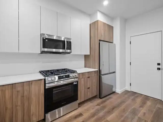 Apartment for rent in Wedgewood, Alberta