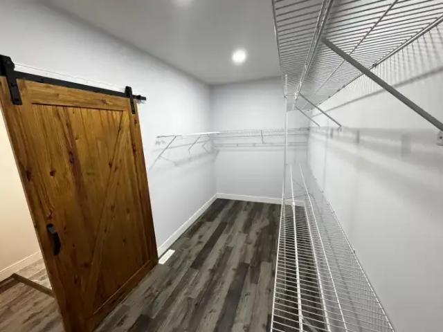 Apartment for rent in Wedgewood, Alberta