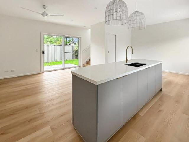 Apartment for rent in Ettalong Beach, Gosford