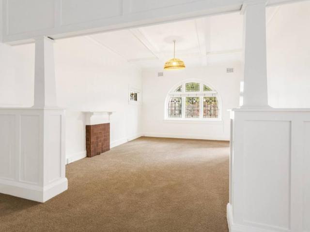 Apartment for rent in Fairlight, New South Wales