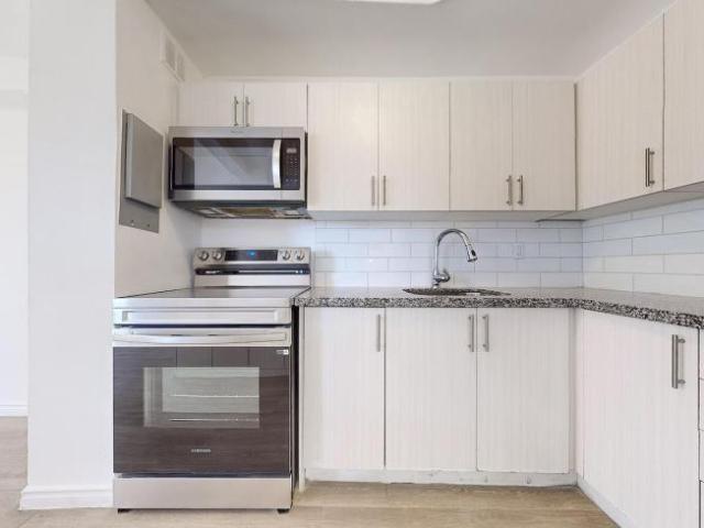 Apartment for rent in Ancaster, Ontario