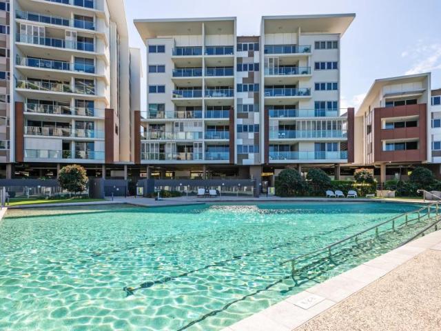 Apartment for sale in Hope Island, Gold Coast City