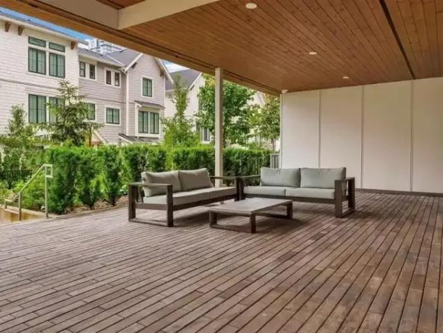Apartment for rent in Walnut Grove, British Columbia