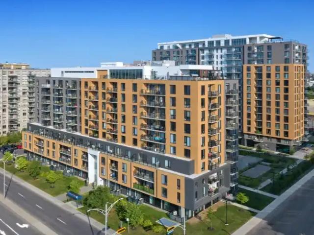 Apartment for rent in Chomedey, Quebec