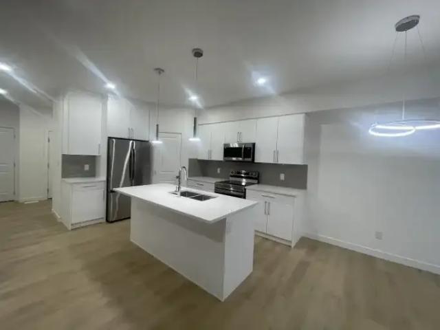 Apartment for rent in Rolly View, Alberta
