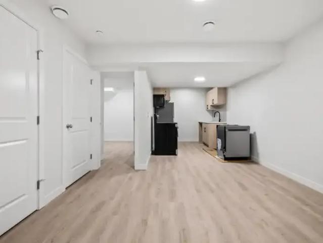 Apartment for rent in Rolly View, Alberta