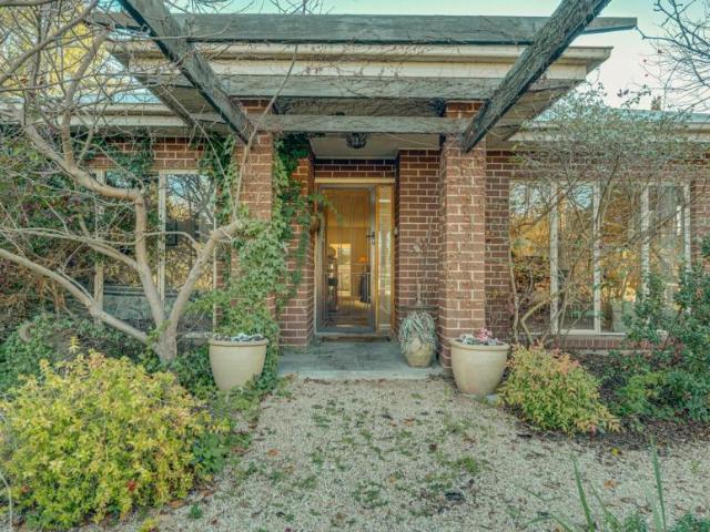 Apartment for sale in Mansfield, Shire of Mansfield