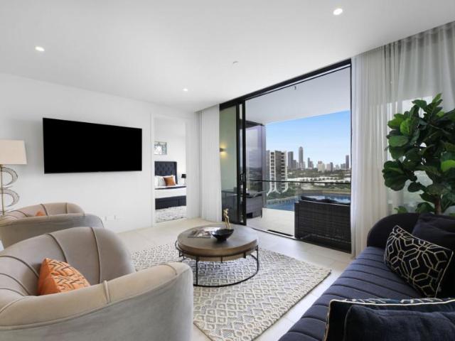 Apartment for sale in Mermaid Waters, Gold Coast City