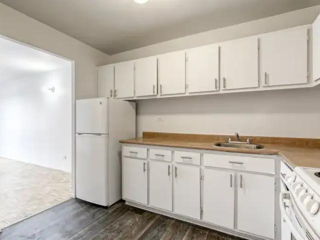 Apartment for rent in St. Leonard's, Quebec