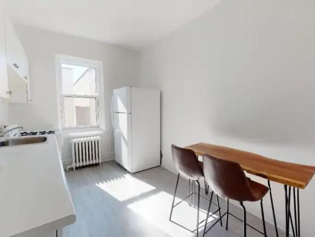 Apartment for rent in St. Leonard's, Quebec