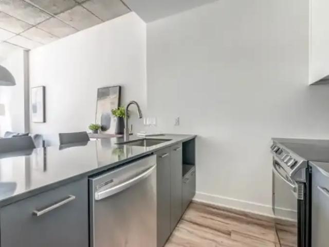 Apartment for rent in St. Leonard's, Quebec
