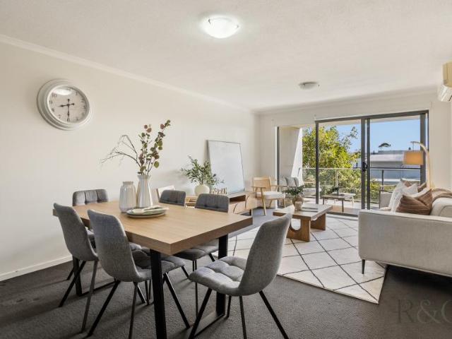 Apartment for sale in Kings Creek, Queensland