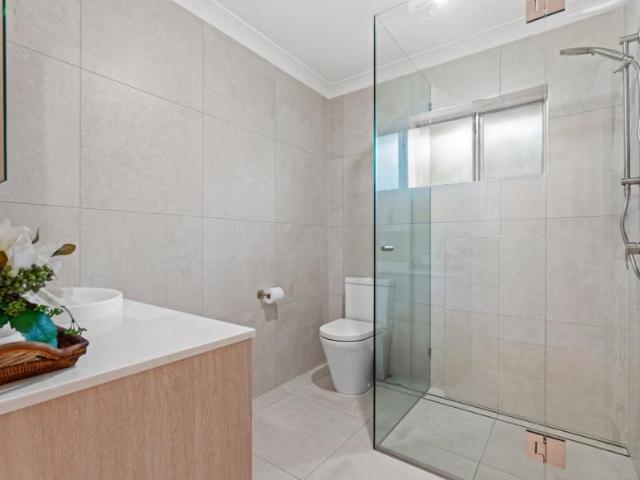 Apartment for sale in Norman Park, Greater Brisbane