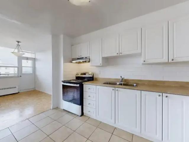 Apartment for rent in York Centre, Toronto