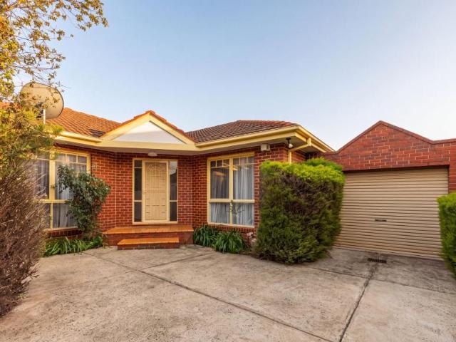 Apartment for sale in Oakleigh East, Melbourne