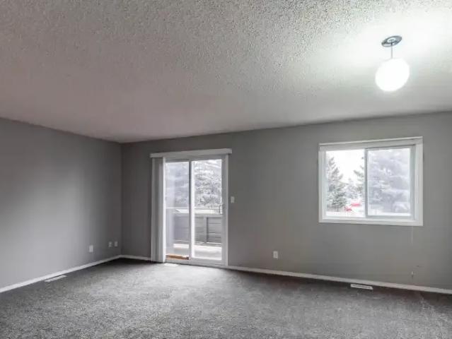Apartment for rent in Okotoks, Alberta