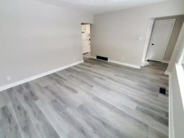 Apartment for rent in Durham, Ontario