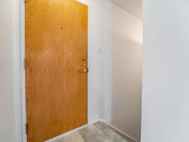 Apartment for rent in Mulhurst Bay, Ontario