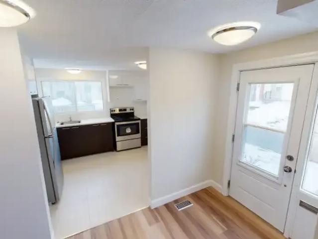Apartment for rent in Mulhurst Bay, Ontario
