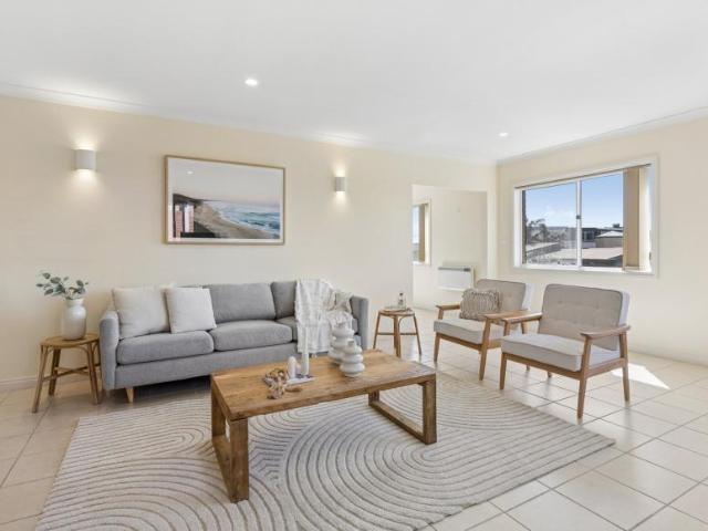 Apartment for sale in Seaford, Melbourne