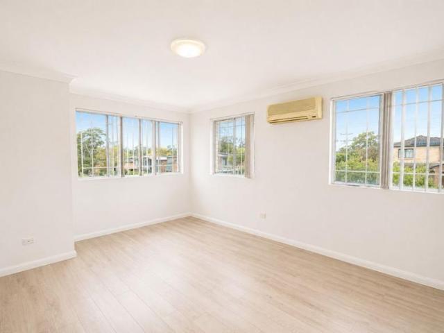Apartment for rent in Wentworthville, New South Wales