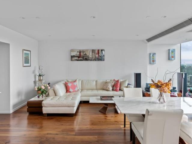 Apartment for sale in Southbank, Melbourne