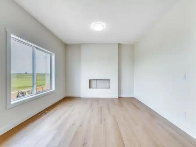 Apartment for rent in Strathmore