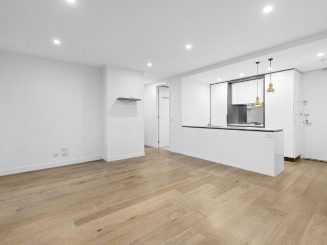 Apartment for rent in Surrey Hills, Melbourne