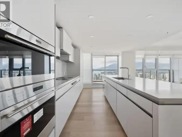 Apartment for rent in Vancouver, British Columbia
