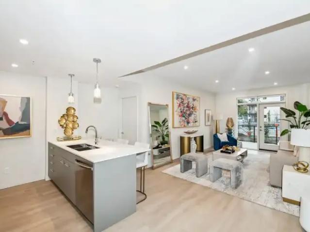 Apartment for rent in Saanich, British Columbia