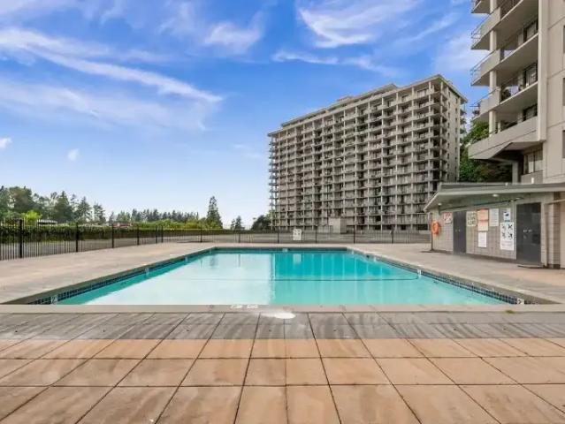 Apartment for rent in Park Royal, West Vancouver