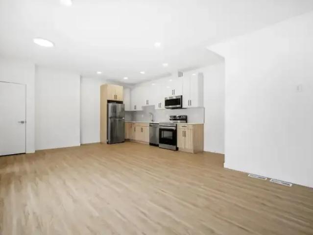 Apartment for rent in East St. Paul, Manitoba