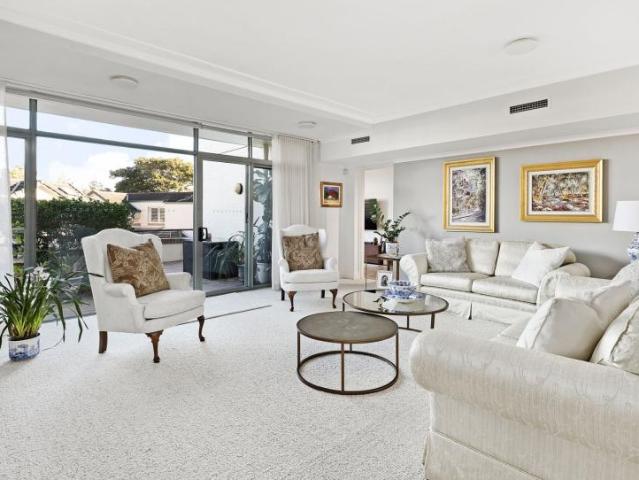 Apartment for sale in Wollstonecraft, North Sydney Council