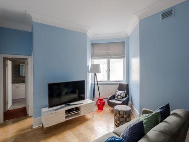 Apartment for sale in Camden Town, St. John's Wood