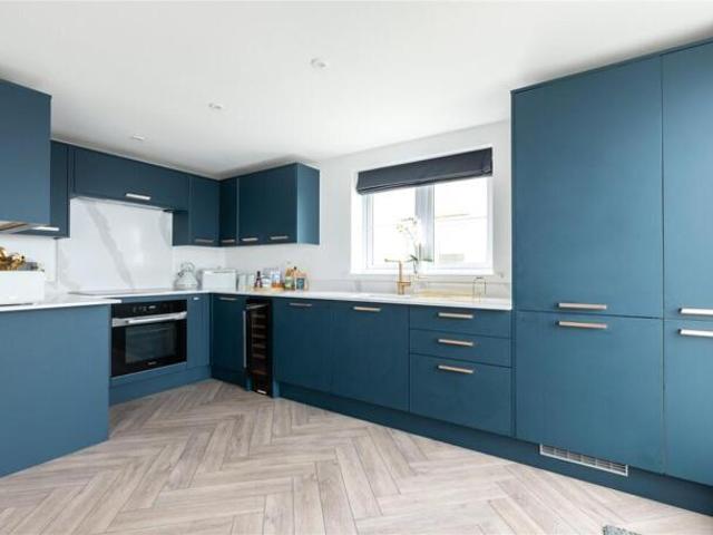 Apartment for sale in Penbeagle, Cornwall