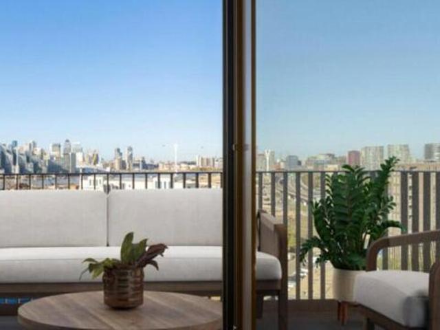 Apartment for sale in Silvertown, Greater London