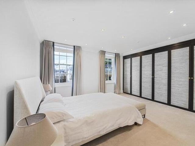 Apartment for sale in Mayfair, Greater London