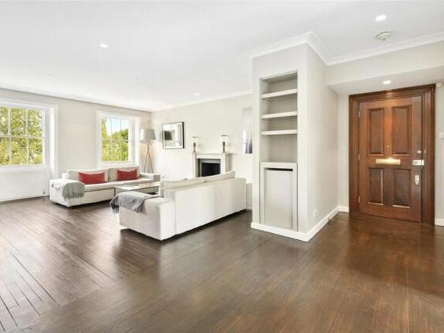 Apartment for sale in Pimlico, Greater London